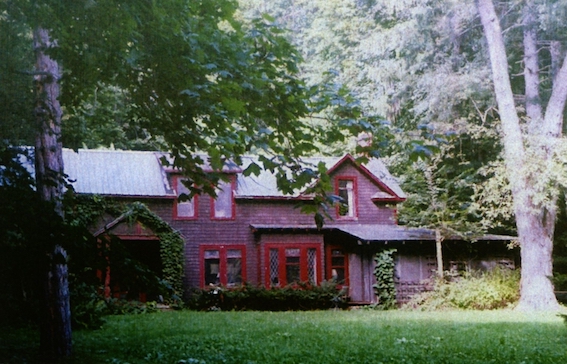 Nicholas Lane house in
      2015
