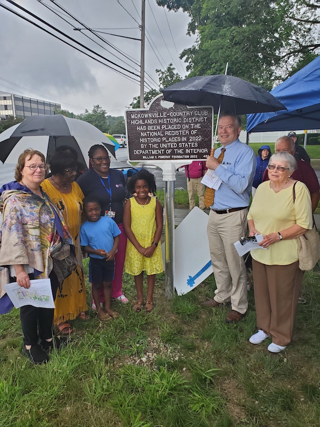 Highway marker unveiling 28
      June 2023