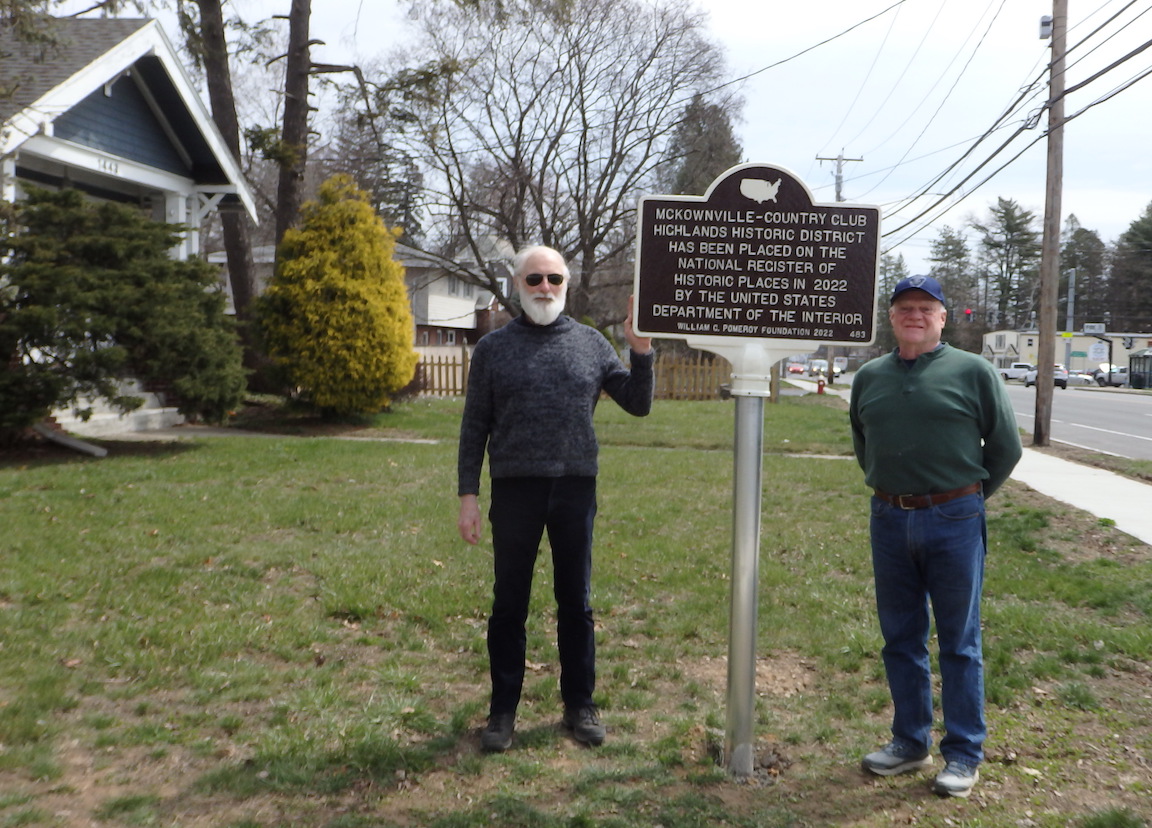 installation of the CCHighlands
      marker 11 April 2023