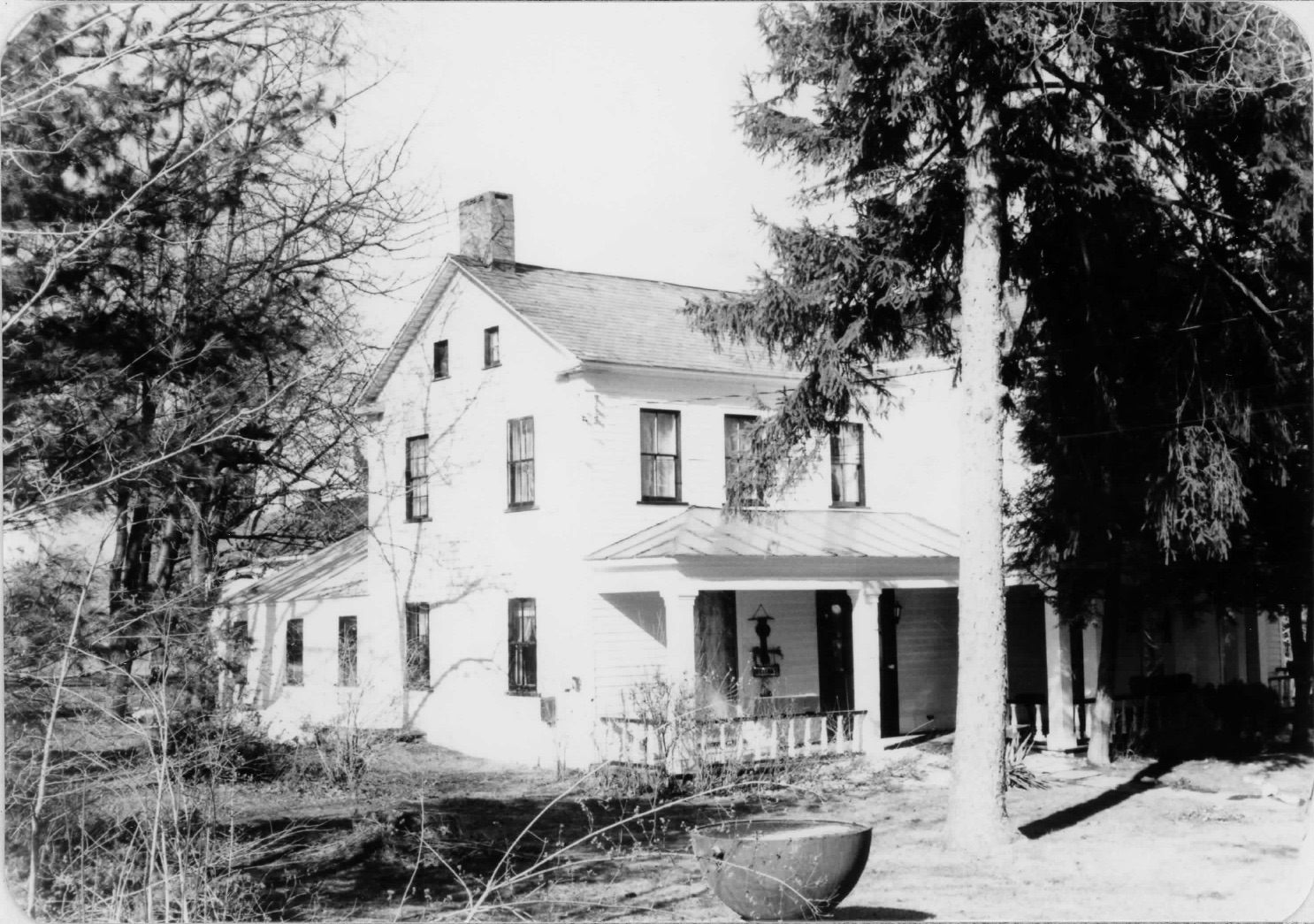 Jacob
      Crounse Inn view from southwest